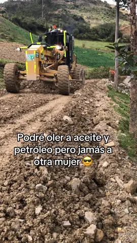 #motoniveladora #caterpillar #operadoresdemaquinas #mejoramientovial #ingenieria 