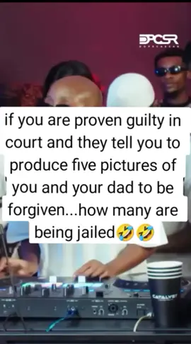 mine doesn't even have 5 pictures of himself alone in his phone🤣🤣🤣🤦#kenyantiktok🇰🇪 #creatorsearchinsight #1millionviews #fypp #like #views