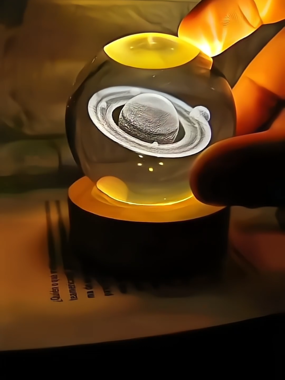 Luminária Led 3D Bola De Cristal #tiktokshop #viral #luminaria #universo #viraliza 
