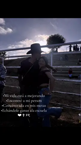 #diospordelante #fypシ #metasysueños #echandoleganassiempre #fypp @5tar^Carlos💫 
