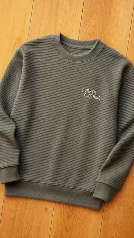 Baru nemu senyaman inii di bawah 100rb #sweater #crewneck #knit 