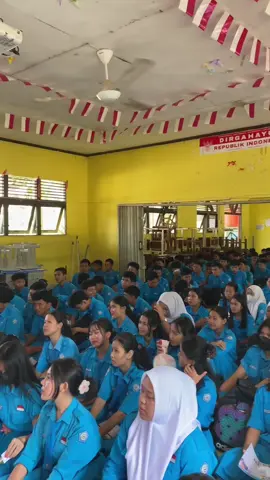 Sosialisasi pendidikan berkualitas di SMA Negeri 1 Tayan Hulu #desamenyabo #menyabo #kkm #kkn #kuliahkerjanyata #fisipuntan #fyppppppppppppppppppppppp #fypage #anaksma #kelas12 #4upage #4u 