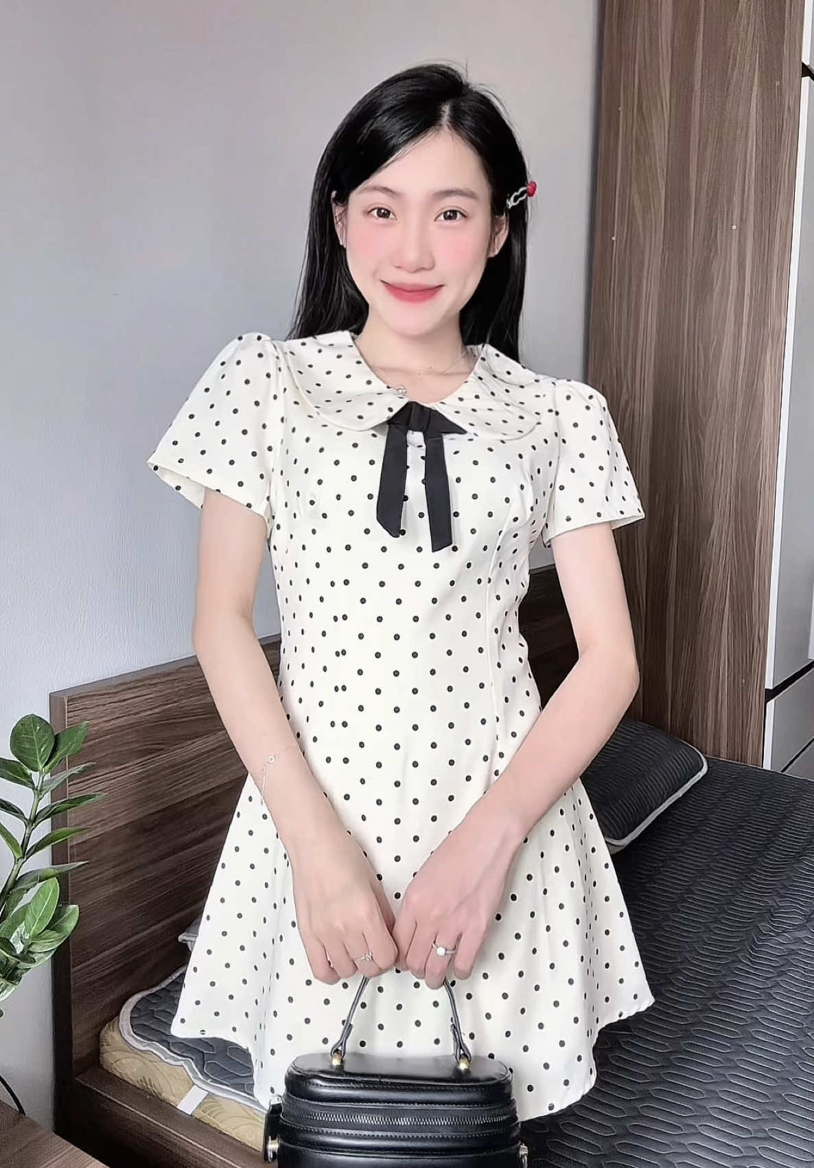 Váy xinh hot hit nhà @xixeoshop lên dáng đậm chất tỉu thư nè #xuhuong #thaolendo #xixeoshop #váyxinh #vaychambi 