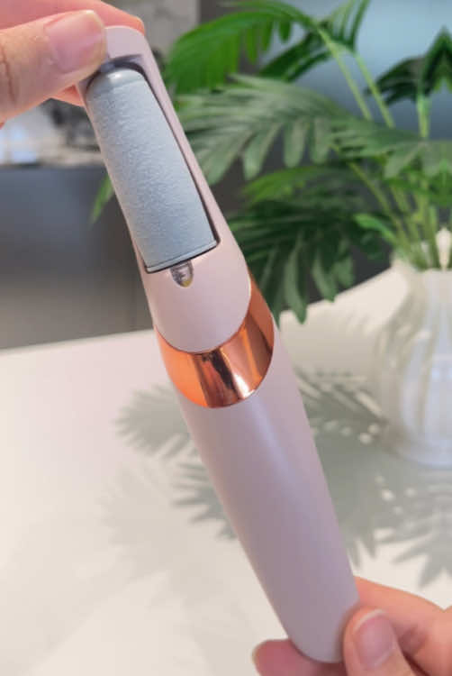 #fentysuperbrandday #Loveyourboobs #footcare #callusremoval #homepedicure #fyp 