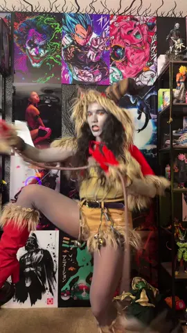 So if you don’t want to get hurt 😂 #fight #krampus #smack #cosplay #fake #hurt #winner #viral #fyp 