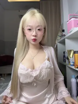 Hệ tư tưởng duy bestt đáng iu 