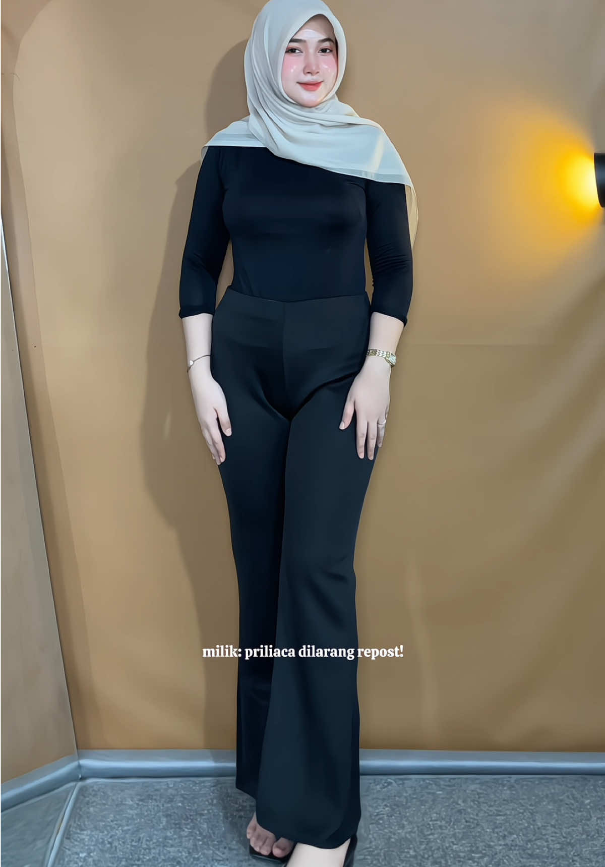 rekomendasi flare pants scuba cakeuppp🥰💗 #celanawanita #celanascuba #flarepants #cutbrayscuba #ootdinspo 