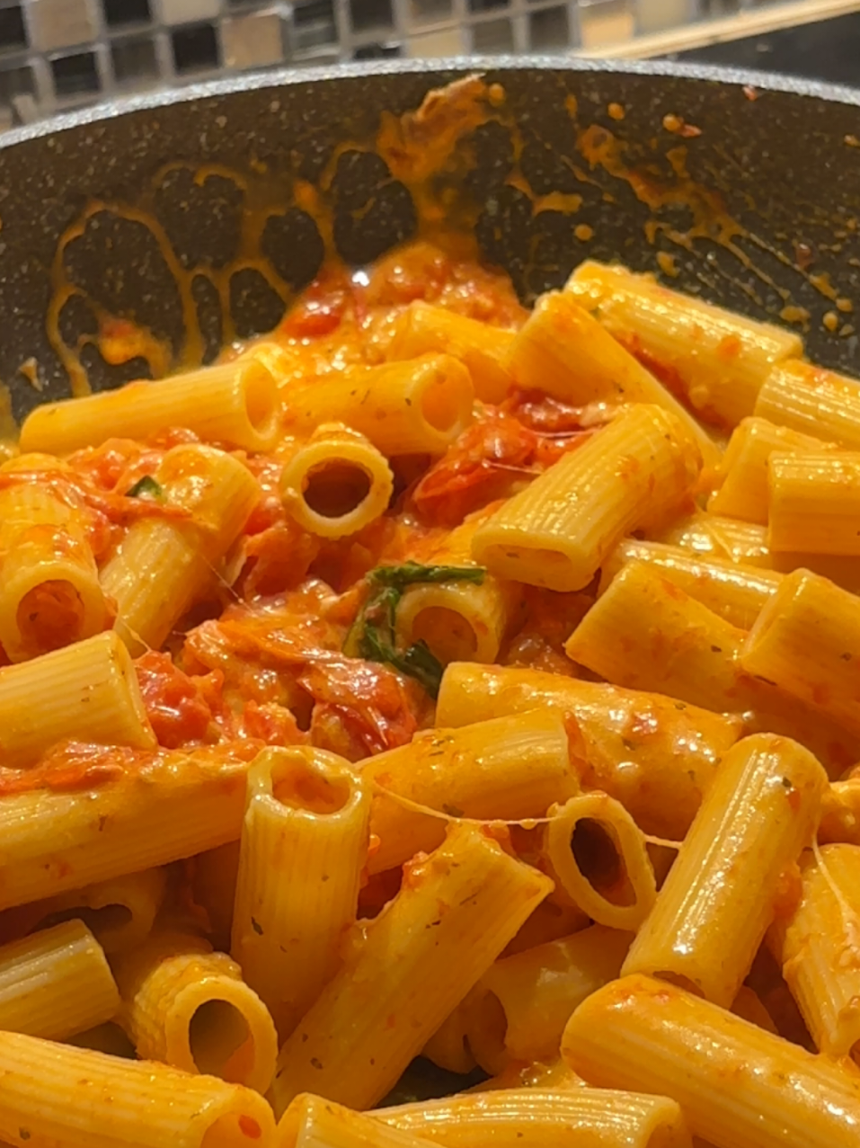 dragostea trece mai intai prin stomac? ✨️ #food #italianfood #burratacheese #pastalover #pasta #fyromania #retetesimple 