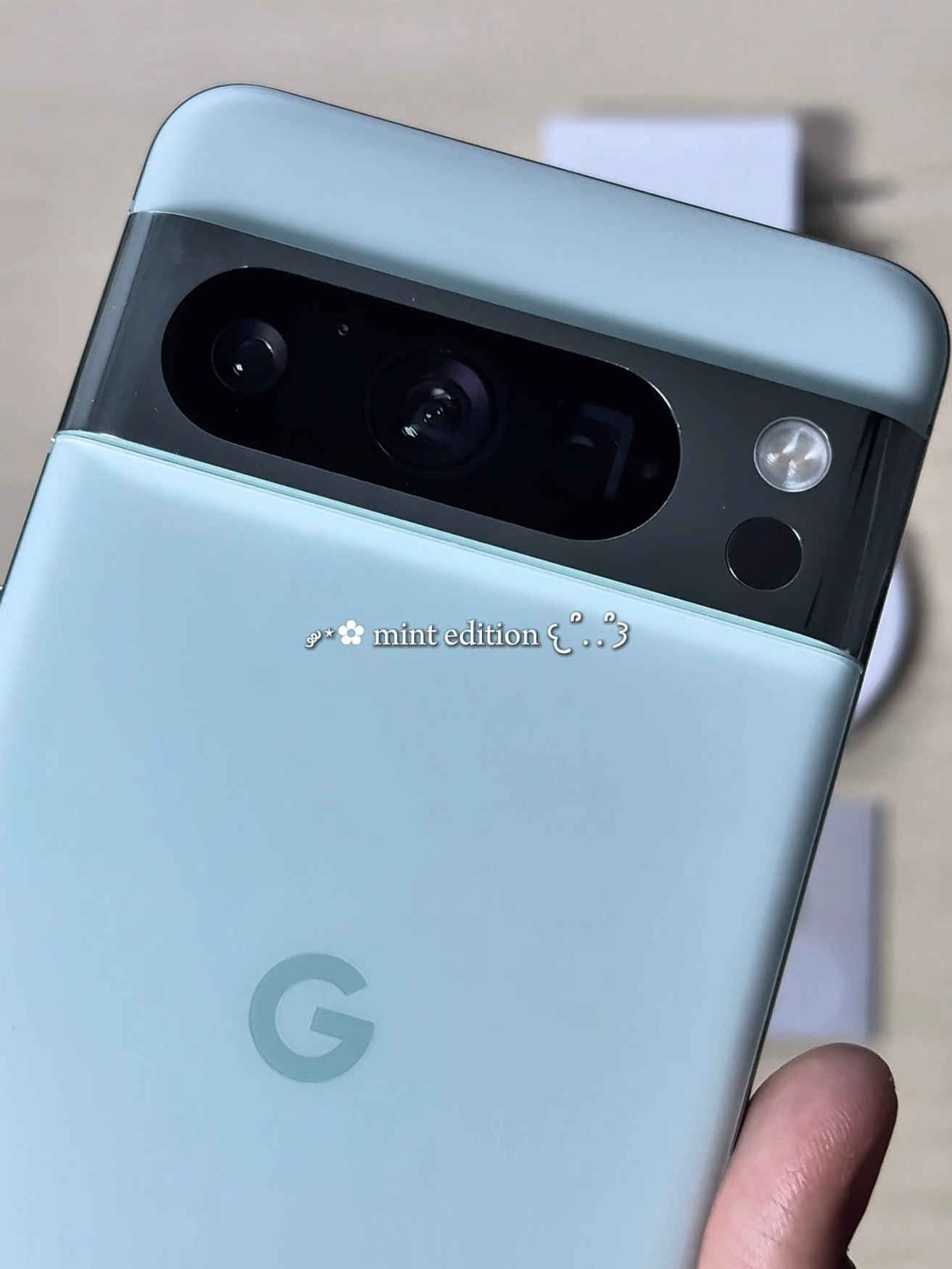 hijaunya estetik bangetttt😭🫶 cuma 7 juta lebih dikit🤏🏻  yang mau buruan cekout aja, cuma ready 1 unit nih buat varian warna Mint🤩 #teampixel #fyp #googlepixel #teamurban #googlepixel8pro