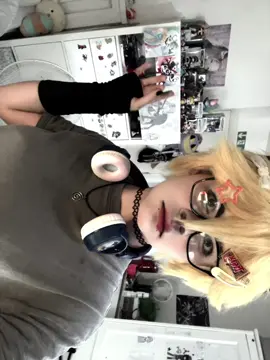 Hello all you have been blessed with revamped tails  #tailsthefox #sonicthehedgehog #milestailsprower #cosplay #cosplayer #cringe #fyp
