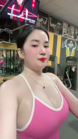 Cứu cứu cứu 😀😀😀😆#giaitritiktok #suhuongtiktok #xuhuong 