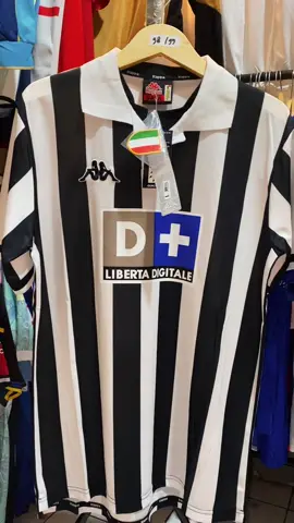 Jersey VINTAGE JUVENTUS 1998 co bio profil ✨😊 #jerseyvintage #fyp #jersey #jerseymurah #jerseyretro #jerseyjuventus #jerseyviral 