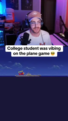 College student was vibing on the plane game #aviamasters #planegame #rydurz #rydurzclips #landing