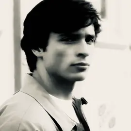 قبل متشوفك عينيا #Clark 