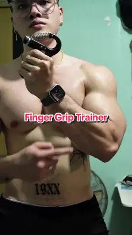 Eto nga pala yung Grip Trainer na gamit ko! Use this everyday 🔥 #handgrip #griptrainer #fingertraining #armworkout #forearm 