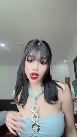 #မြင်ပါများပီးချစ်ကျွမ်းဝင်အောင်လို့🤒🖤 #foryou #fy #foryoupage #fyppppppppppppppppppppppp 