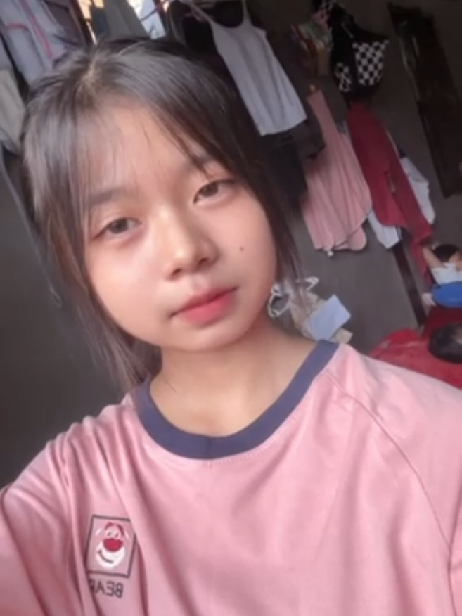 🤪🤍#tiktok #fyp #foryou #fyppppppppppppppppppppppp #ဒီတစ်ပုဒ်တော့fypပေါ်ရောက်ချင်တယ် 