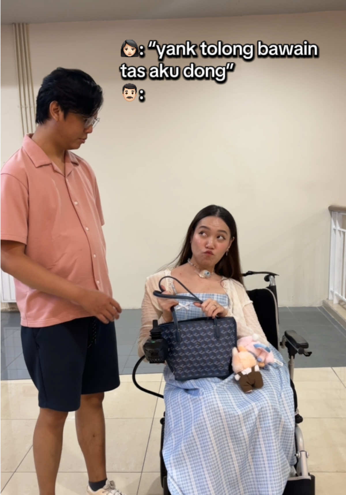 Udh cucok belom cin laki eike? #interabledrelationship #interabledcouple #tiktokcouple #coulplecomedy #foryou #fyp #disabilitypride #tiktokcomedy 