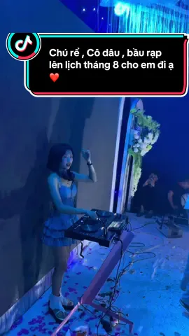 Làm tí tình anh em các anh nhỉ 🤣. Mấy anh bảo cưới vợ book show em đâu rồi 😂. Lên lịch cho DJ ÁNH HANA