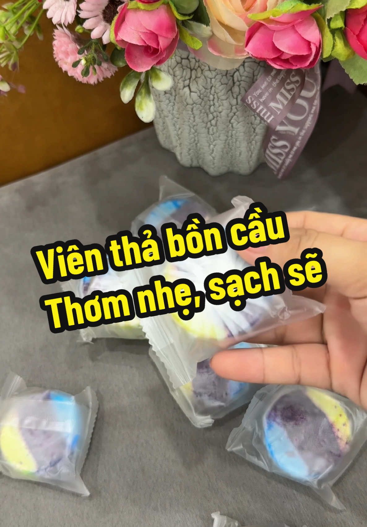 Phần 129: Viên thả bồn cầu dành cho người lười, mùi thơm nhẹ, giúp bồn cầu luôn sạch sẽ 👍 #kenhmehan #vienthaboncau #vesinhboncau #vienthaboncaujasmeen #jasmeen 