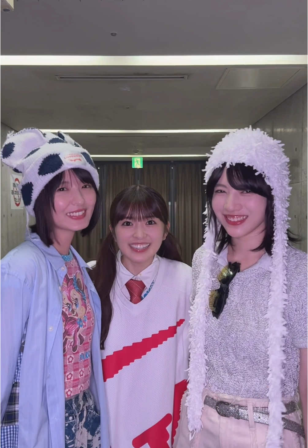 ってかさ、あーや遠くね？ #ってかさダンスチャレンジ #ダンス解説 #ダンス動画 #乃木坂46 #乃木坂46_ってかさ #乃木坂46_samenumbers  #あーやキッズダンサー #あーやを愛でる会 #ダンス上手に踊れたねぇ♡
