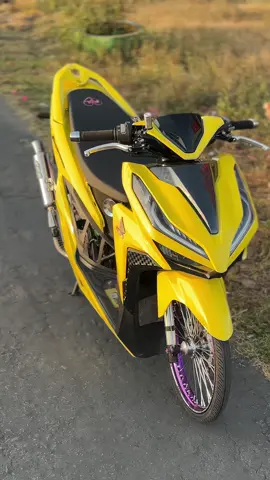 #yellowlightning⚡️ 