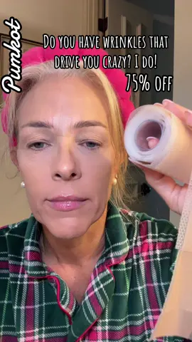 It’s working! Each night when I put them on the wrinkles are less and less! #siliconescartape #wrinkles #wrinklehack #skincareroutine #facetape 
