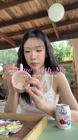 Come with me to a cute little art work shop🐻🎨🖍️ มา workshop แต่ได้ของเข้าเซทเลย💗 น่ารักไปหมดดด #นมตราหมีโกลด์ #อร่อยใช่ซิทไหนก็อยู่ #นมตราหมีโกลด์XLOOKBOOK #LOOKBOOKLOOKBOOK