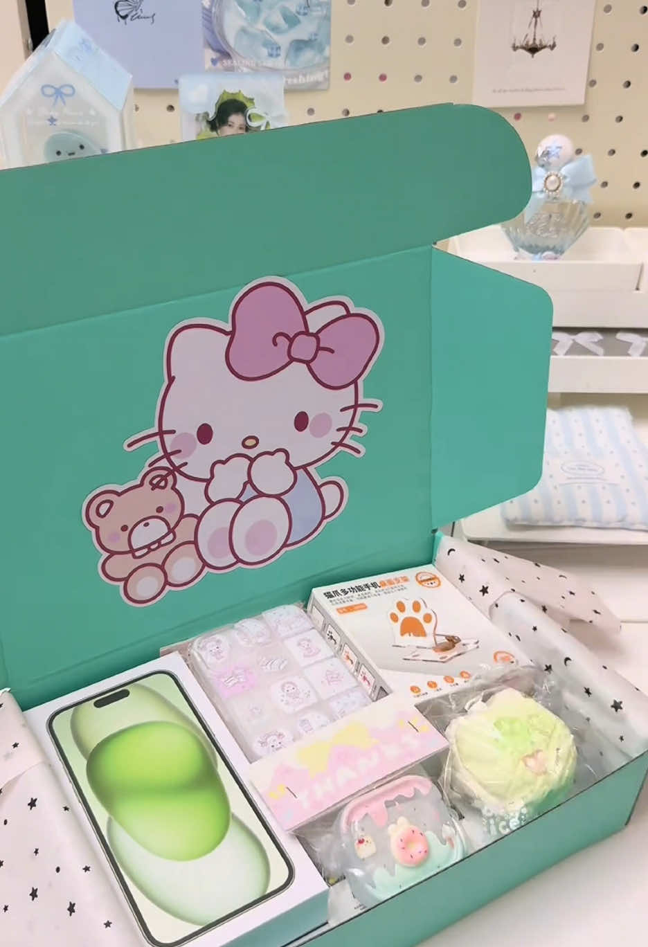 ASMR iPhone 15 Plus gift box packaging #packing #packingorders #asmr #packingasmr #iphone #iphonegiftbox #phonecase #asmrsounds 