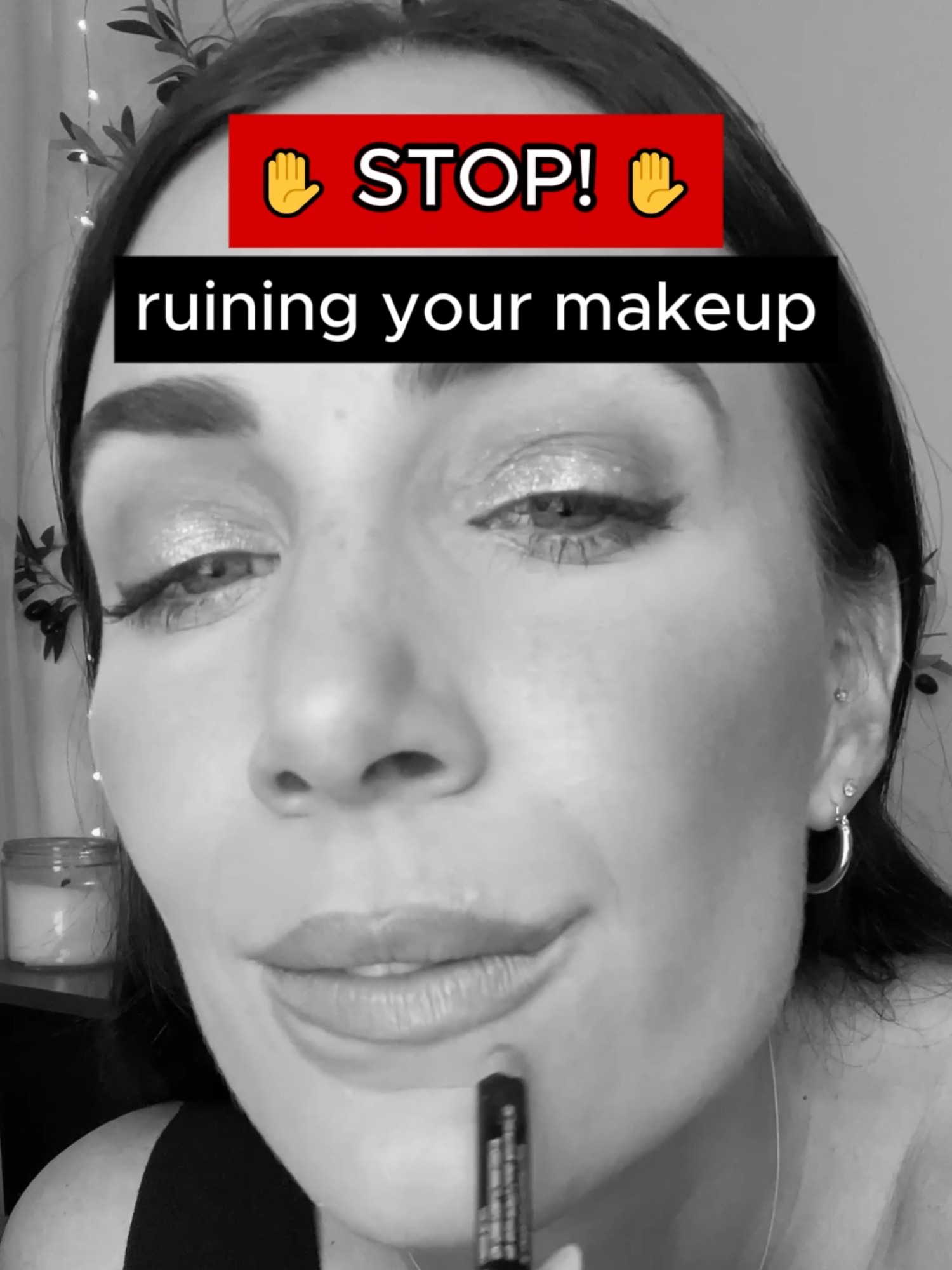Flawless makeup has never been this easy 😉 #makeuglasses #beautyinspo #maturemakeup #makeupat40 #viccibeauty