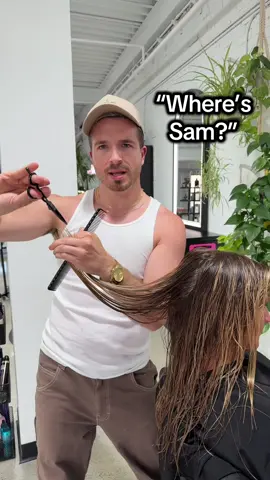 When your content creator stays stealing the assistants 🤭  @HAIRBYSAMDION @Sean Michael | MA Hairstylist @Boston Balayage & Extensions @kait.a.robertson  #hairtok #SalonContent #bostonhair #hairstylistsoftiktok #funworkenvironment #andoverstylist #funnysalonvideos 