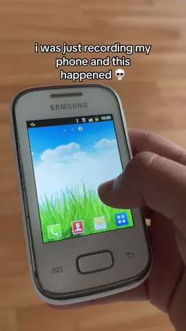 i didnt even have a sim card in it #techtok #iphone6ximi #samsung #phone #random #funny #call #fyp 