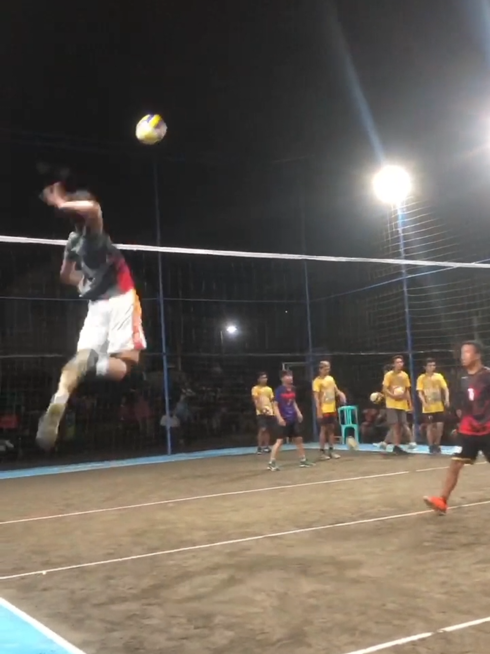 day 14/60 semangat #voliasik  #voliindonesia #magelang24jam #fisikvolly #challange #voli #antonius1_   #CapCut 