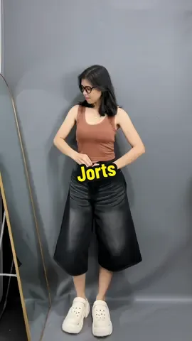 celana jorts #jortsoutfit #OOTD #jeansoutfit #jeanswanita #ideoutfit 