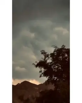 اساں ان پھر وقت دے ماریے لوک ہسی توں نازک ُپھل ساڈے نال نہ ُجل تیکوں ہر کوئی دل وچ جاہ ڈیندیں  نہ تھی بے ُمل ساڈے نال نہ ُجل ساکوں در در پتھر نصیب تھیسن ویسیں پتھریں ُرل ساڈے نال نہ ُجل اساں یار جگ دے پاگل ہیں  ویسیں پاگل ہل ساڈے نال نہ ُجل