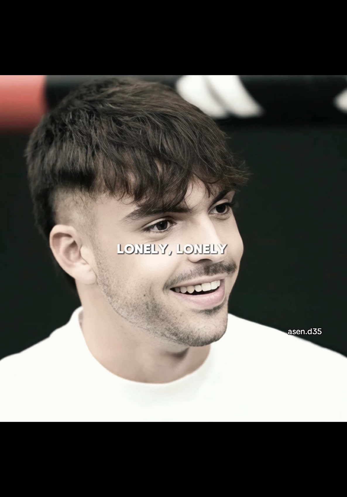Lonely trend ❤️ @Raúl Asencio  - #raulasencio #raul #asencio #viralvideos #fyp #fypシ゚ #edit #explore #foryoupage #treanding #fanpage #football #realmadrid #Love 