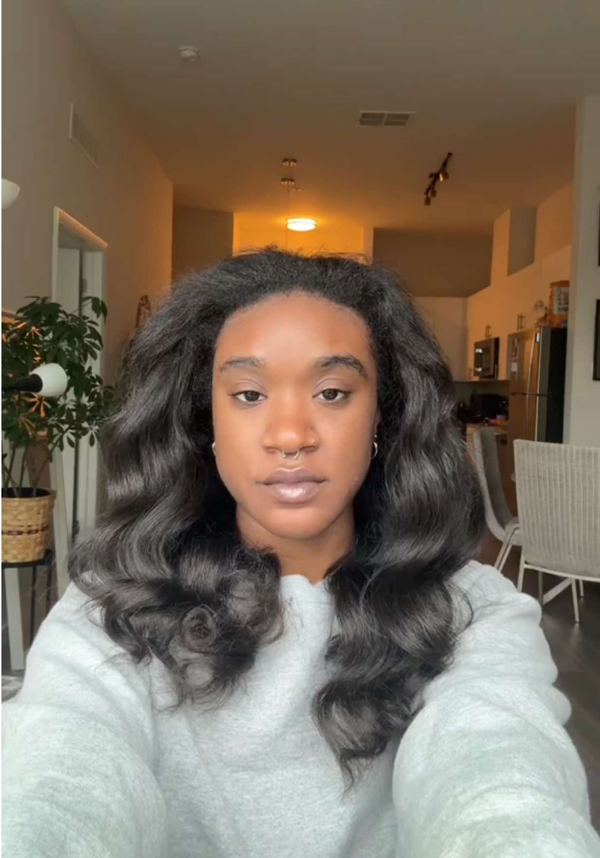 I love a half wig, I wanna be a half wig #halfwiginstall #heatlesscurlersblackgirl #heatlesshairstyles #bombshellcurls #kinkystraightwig 