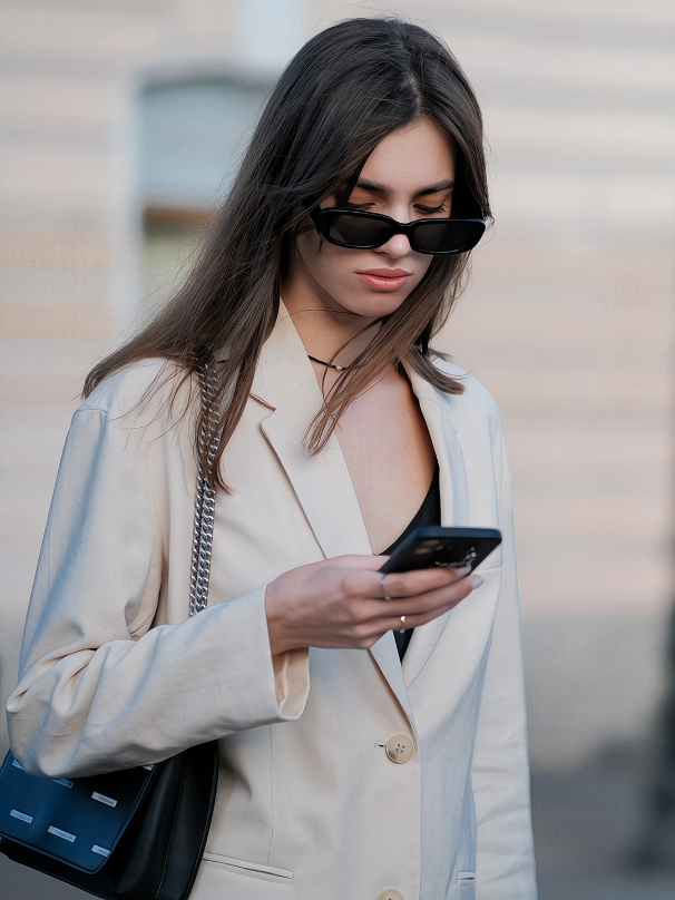 Taking pictures of Russian Girls 💕#foryou #viralvideo #photography #fypシ゚viral #moscow 