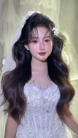Kiểu tóc chiều lòng dâu thích sóng thả nè #bichphuongtruonghairstylist #toccodauhottrend #tocxuhuong2025 #daytocchuyennghiepnangcao #daytocnangcao 
