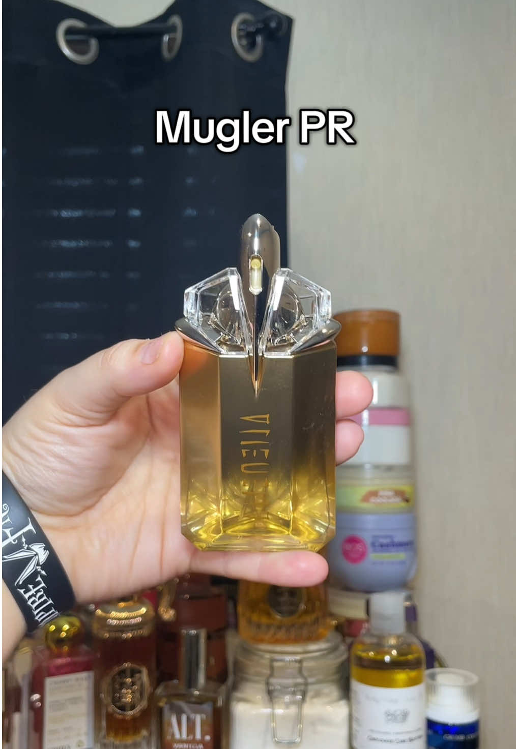 This little life of mine is absolutely crazy!! It’s all thanks to my little community, though💋  @Mugler  #pr #perfumepr #perfumetok #perfumetiktok #fragrancetok #fragrancetiktok #fyp #girlytok #girlytok #darkfeminine #smellgoodfeelgood #howtosmellgood #perfumereview #scentcombo #mugler #muglerpartner #giftedbymugler #aliengoddess 
