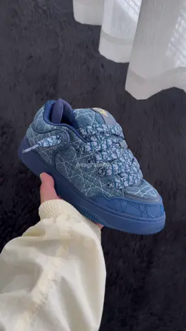 #diorb9s #diorshoes #diorsneakers #fashion #menfashion #luxuryshoes #sneakers #usa_tiktok #fashiontiktok 