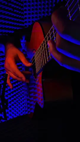 In Assenza Di Te #laurapausini#inassenzadite#italiansong#guitar#guitarcover #guitarist#music#fyp#MusicOnStage 