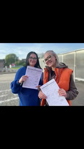 Nous aidons ceux qui ont de difficulté à passer le permis à avoir leur permis de conduire sans passer les examens eux même . Contactez nous pour recevoir plus d’informations whatsapp: +32 466 902 299 