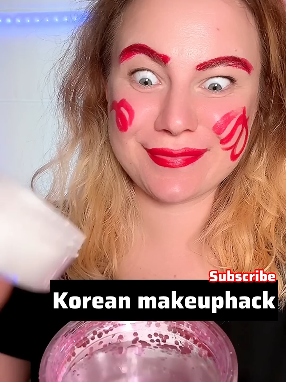 Viral Korean Makeup Hack 2025_ 🔥_makeuphacks _beautyhacks _viralbeauty _koreanmakeup#hacksandtips #asmr #weirdlabirena #beauty #hacks #satisfying #viralvideo 