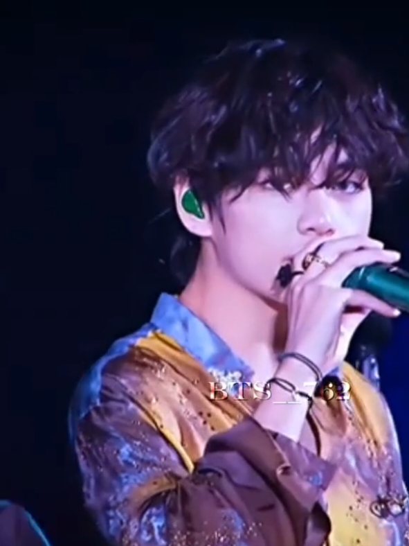 اسم البايس ونخمن الريكر؟  #fyp #bts__762 #taehyung 