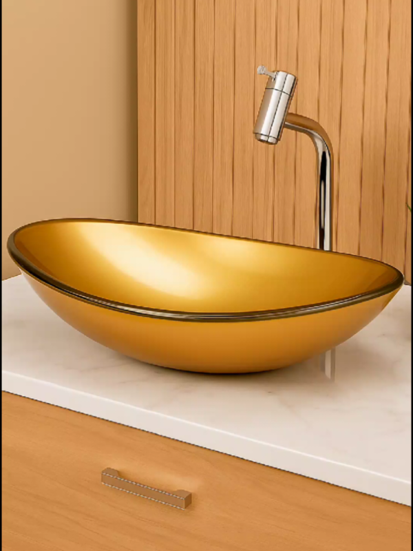 Quer uma transformação rápida e com bom gosto? Essa cuba de vidro oval traz sofisticação imediata ao seu banheiro, sem reformas! 🤎  Acesso na Bio ou nos Destaques 