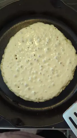 Day 71 flipping pancakes  9/10 days 71 deserves a big pancake 🥞  #breakfast #pancakes 
