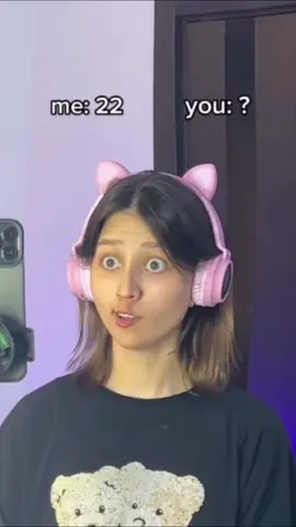 IS THIS CRINGE ??  #cat #funny #meme #tiktok 