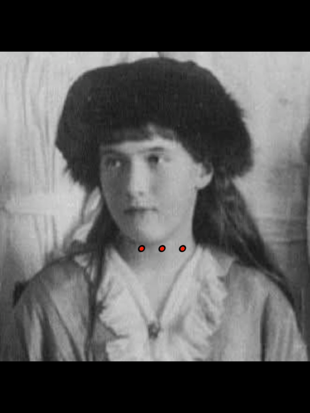 Seen this trend and wanted to give it a try <3 #fyp #royals #history #russianimperialfamily #romanovfamily #romanovsisters #romanovchildren #romanov #olgaromanov #tatianaromanov #mariaromanov #anastasiaromanov #alexeiromanov #otma #otmaa 