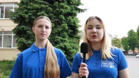 🔨Право на трудоустройство несовершеннолетних ❓В видео вы получите ответы на такие вопросы, как 🌿Знали ли вы, будучи ещё школьником, о своем праве на труд и возможности работать? 🌿В каком возрасте можно начинать трудовую деятельность, то есть официально работать? 🌿Вспоминаете ли вы свой первый рабочий опыт? В каком возрасте это было и где работали? 🌿Где же могут работать подростки? 🌿Возможно ли подростку совмещать работу и учебу? 🌿Есть ли какие-то ограничения в труде для несовершеннолетних? 🌿Какие навыки можно приобрести, работая в подростковом возрасте? 🌿Какие льготы предусмотрены для несовершеннолетних работников? 🌿Как подростки могут защитить свои права, если наниматель нарушит закон? 👉@ГрГУ им. Янки Купалы  Вика и Илона